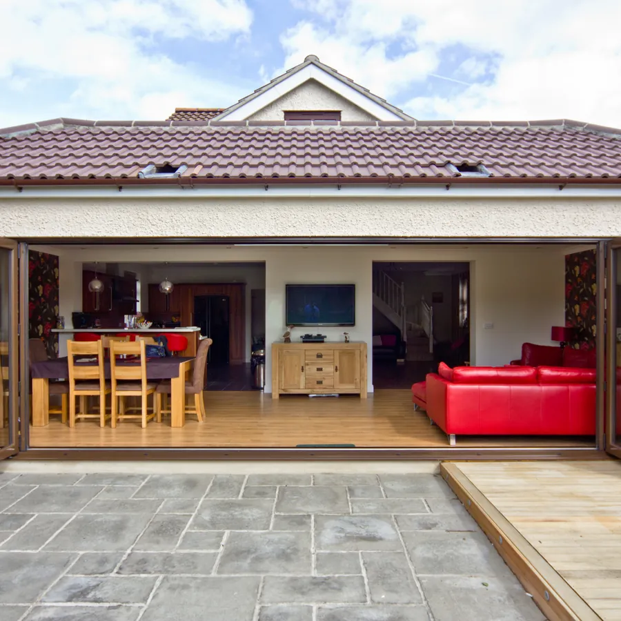 Bifold Bellingham